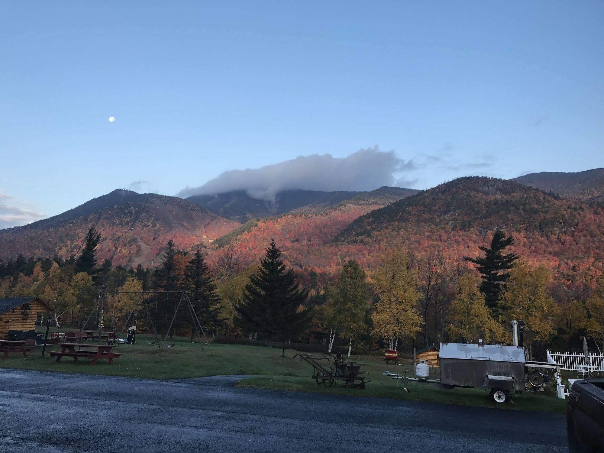 Ledge Rock At Whiteface Hotel Уилмингтън Екстериор снимка